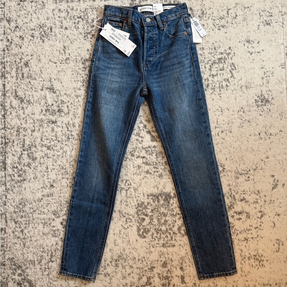 NWT Aritzia The Denim Forum Yoko High Rise Slim Jean 23 - Picture 2 of 10